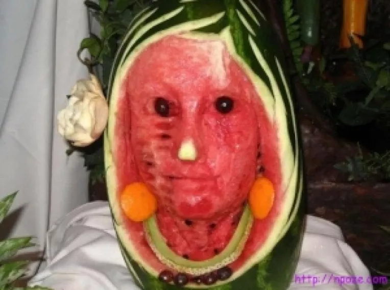 Bancuri cu Geoana pe internet