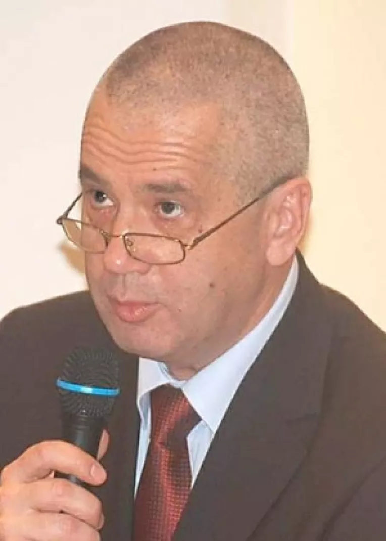 Daca nu se tripleaza, taxa auto se dubleaza