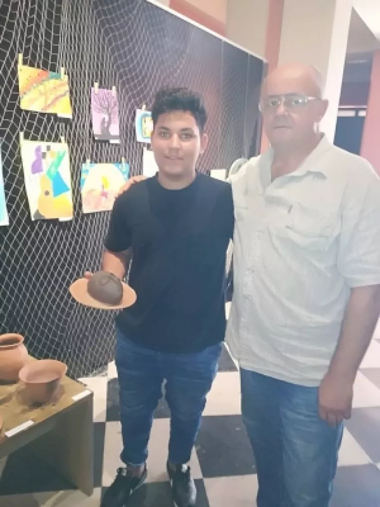 Expozitie de pictura, desen si modelaj, la Muzeul Municipal Calarasi, sub indrumarea artistului plastic Silviu Ioan Soare