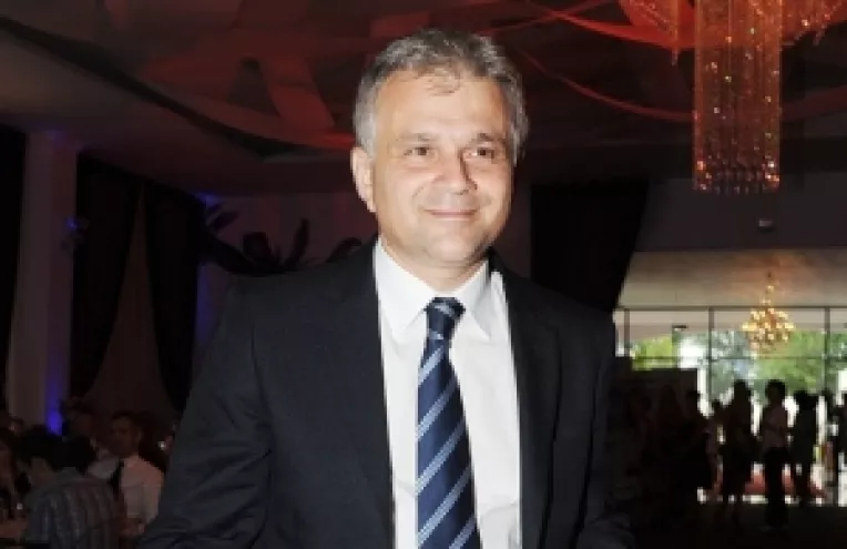 Ganduri bune pentru Gabriel Cotabita, de la Christian Ciocan si prietenii sai