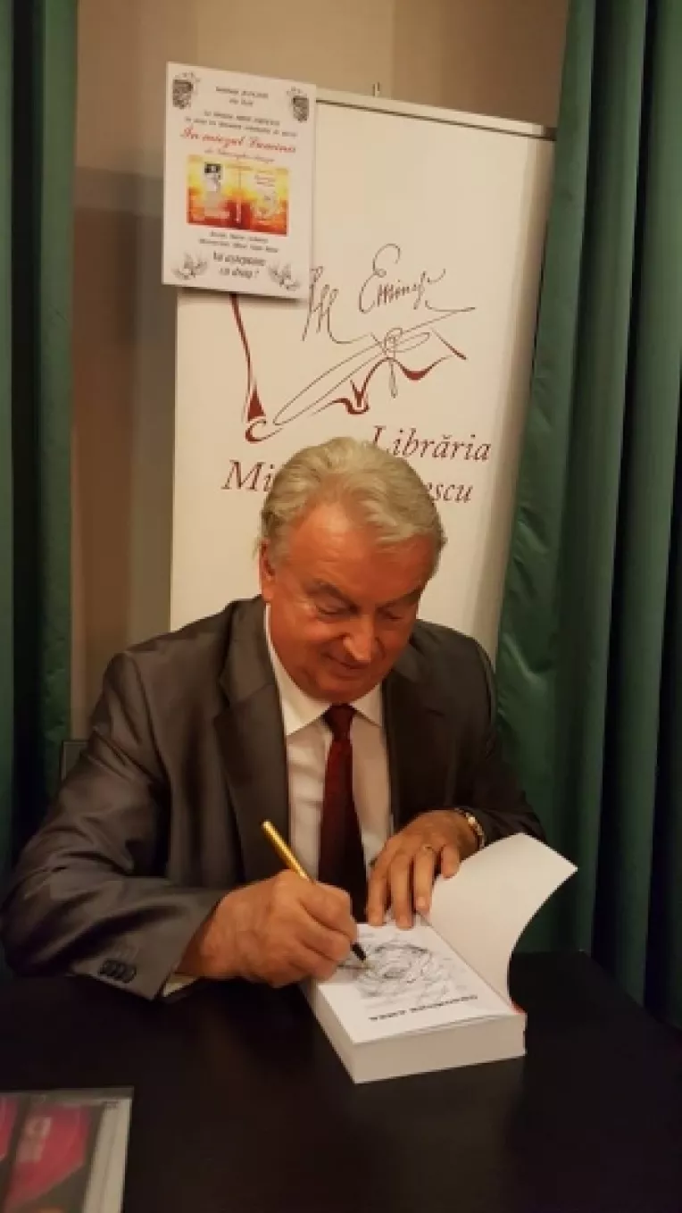 In miezul luminii, un nou volum de poezii lansat de profesorul universitar dr. ing. Gheorghe Amza