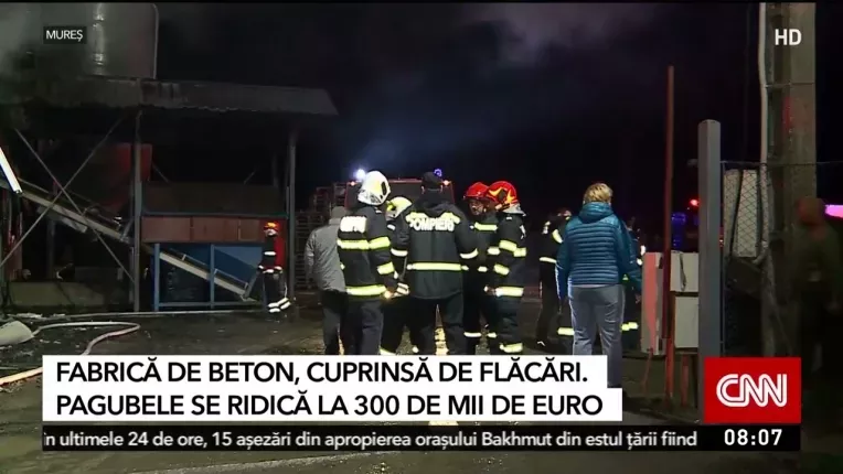 Incendiu la o fabrica de beton din Reghin. Paguba este de 300.000 euro