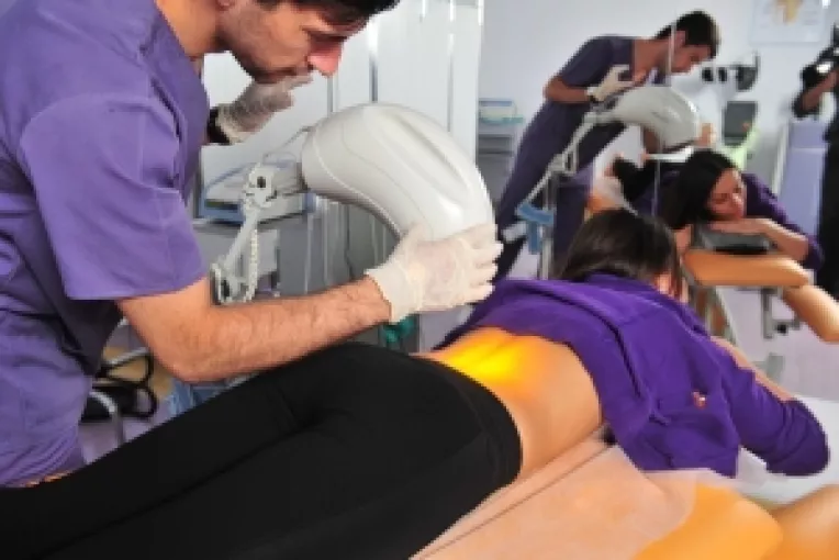 Medic: Tratamentul durerilor de spate, decontat de CASMB