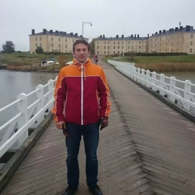 Medicul Radu Zamfir a operat doi oameni in stare grava