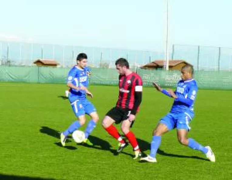 Pandurii terminara stagiul cu fruntea sus