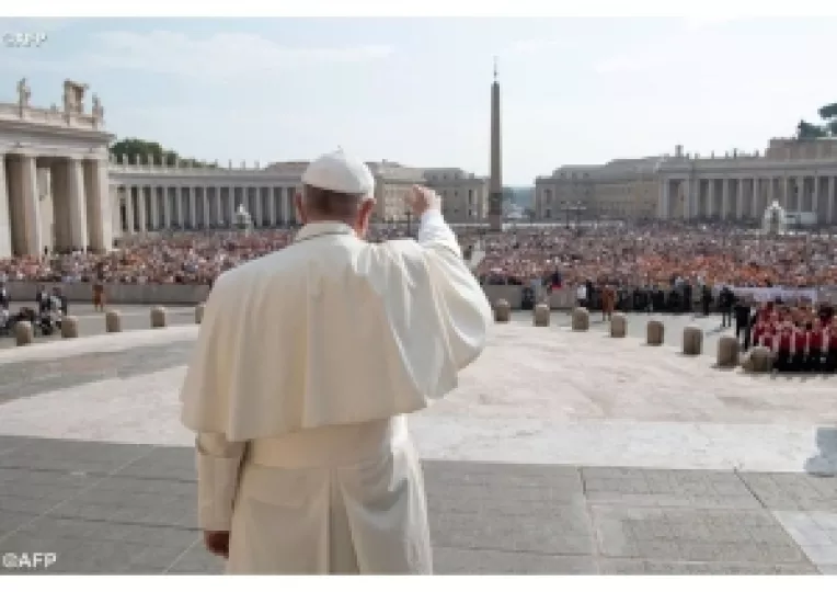 Papa Francisc adreseaza un salut special credinciosilor din Romania care participa la pelerinajul de la Roma cu ocazia Anului Sfant al Milostivirii