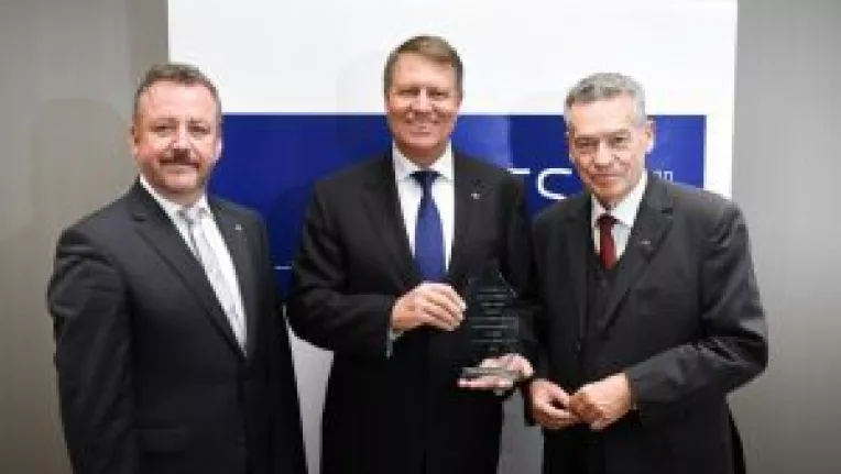 Pentru lupta anticoruptie, germanii i-au acordat lui Klaus Iohannis PREMIUL HERMANN SELLERS