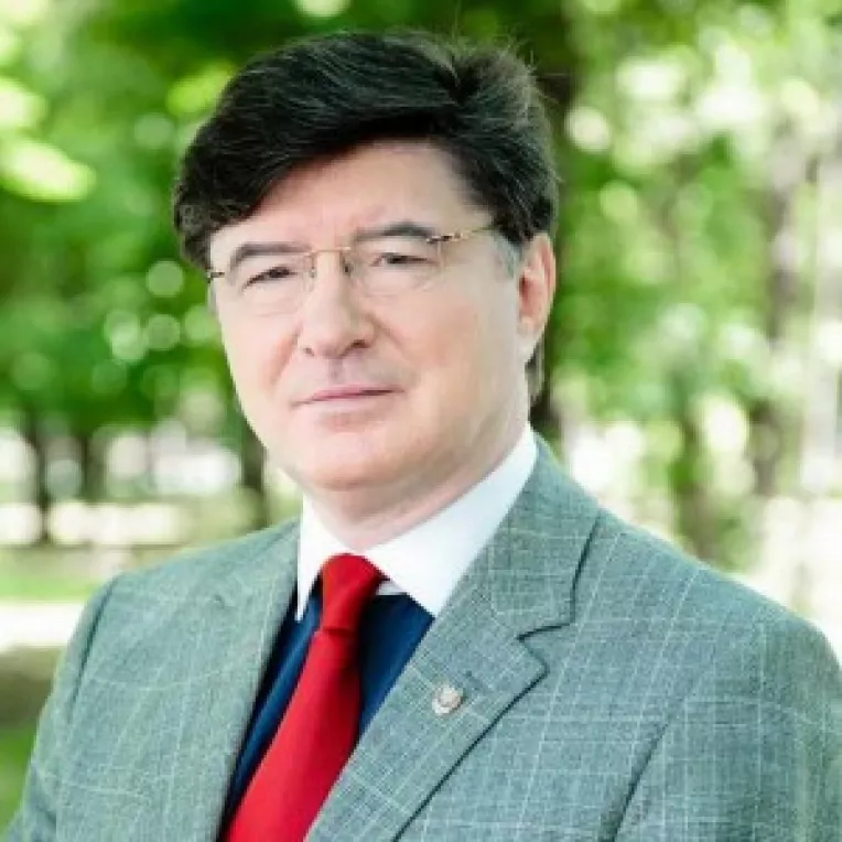 Senatorul Ioan Chelaru: Din randul avocatilor ar trebui sa provina foarte multi dintre viitorii lideri ai Romaniei