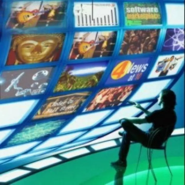 Televiziunea este principala sursa de informare a romanilor 