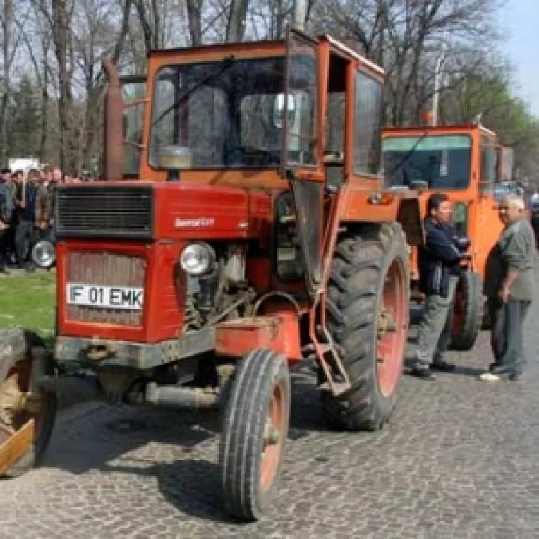 Tractorul, cea mai importanta afacere imobiliara din Brasov