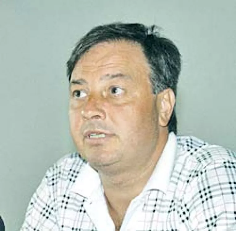 Vasile Bindelea isi pierde mandatul de consilier